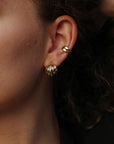 A&C OSLO ÖRHÄNGE STRIPY LIQUID GOLD PLATED_106961.jpg