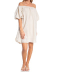 COPPEROSE KLÄNNING OFF SHOULDER BEIGE_98167.jpg