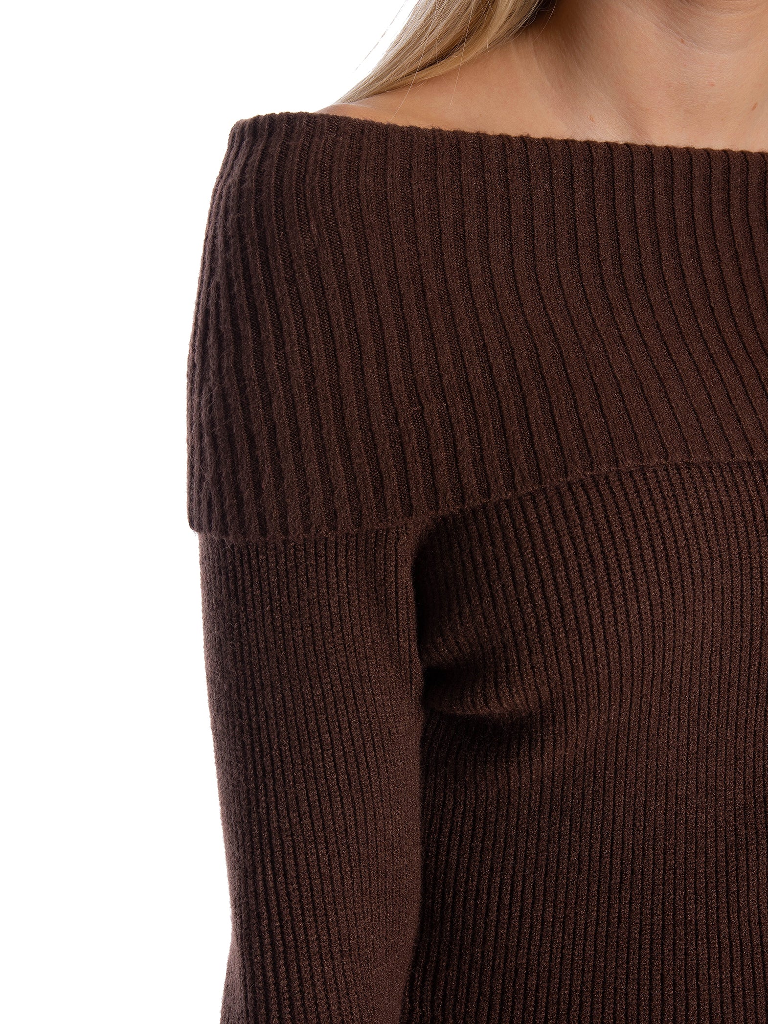 COPPEROSE TOPP FINE RIBBED BROWN_94193.jpg