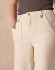 JEANS GOLD BUTTON CARGO WIDE IVORY_107185.jpg
