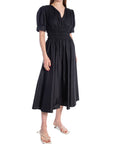 JUS DE POM KLÄNNING V-NECK SMOCKING NOIR_98988.jpg