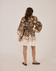 KLÄNNING LOVELY TIE FRONT FLORAL CHARM KAKI_108402.jpg