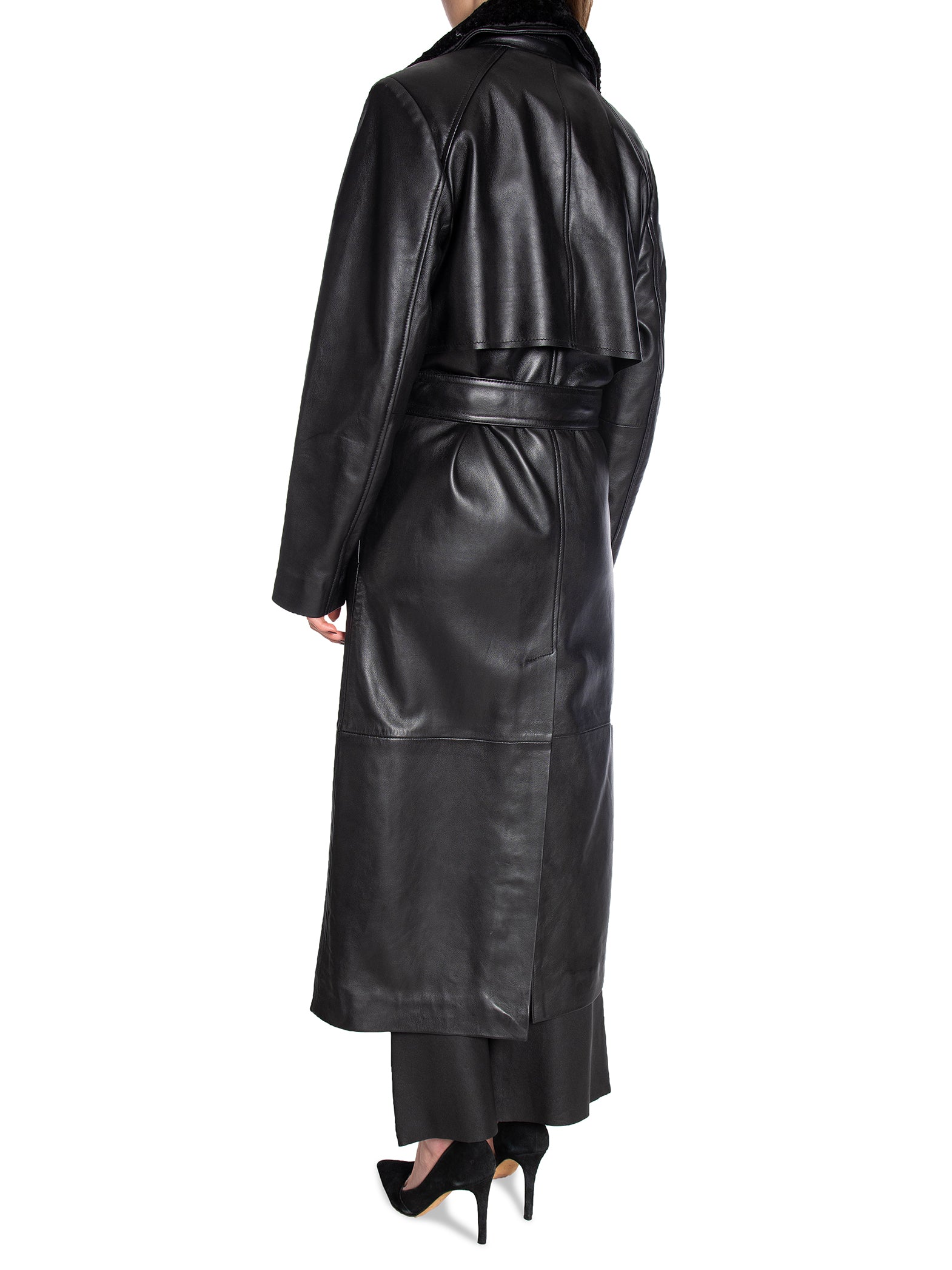 LEVETE ROOM SKINNKAPPA DESTINY BLACK_81920.jpg