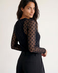 LEVETE ROOM TOPP TELA AOP 1 BLACK COMBI_113020.jpg