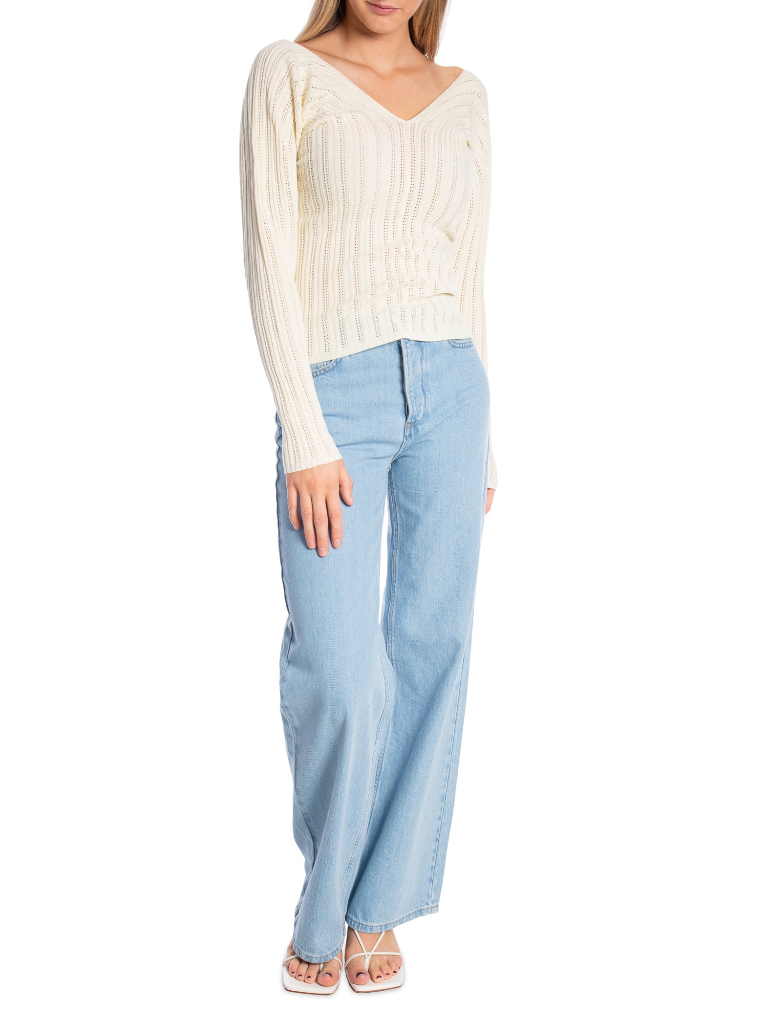 MINIMUM TOPP SOFIA BUTTER CREAM_98529.jpg