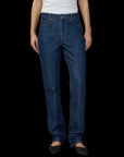 MY ESSENTIAL WARDROBE JEANS ISA DARK BLUE_100097.jpg