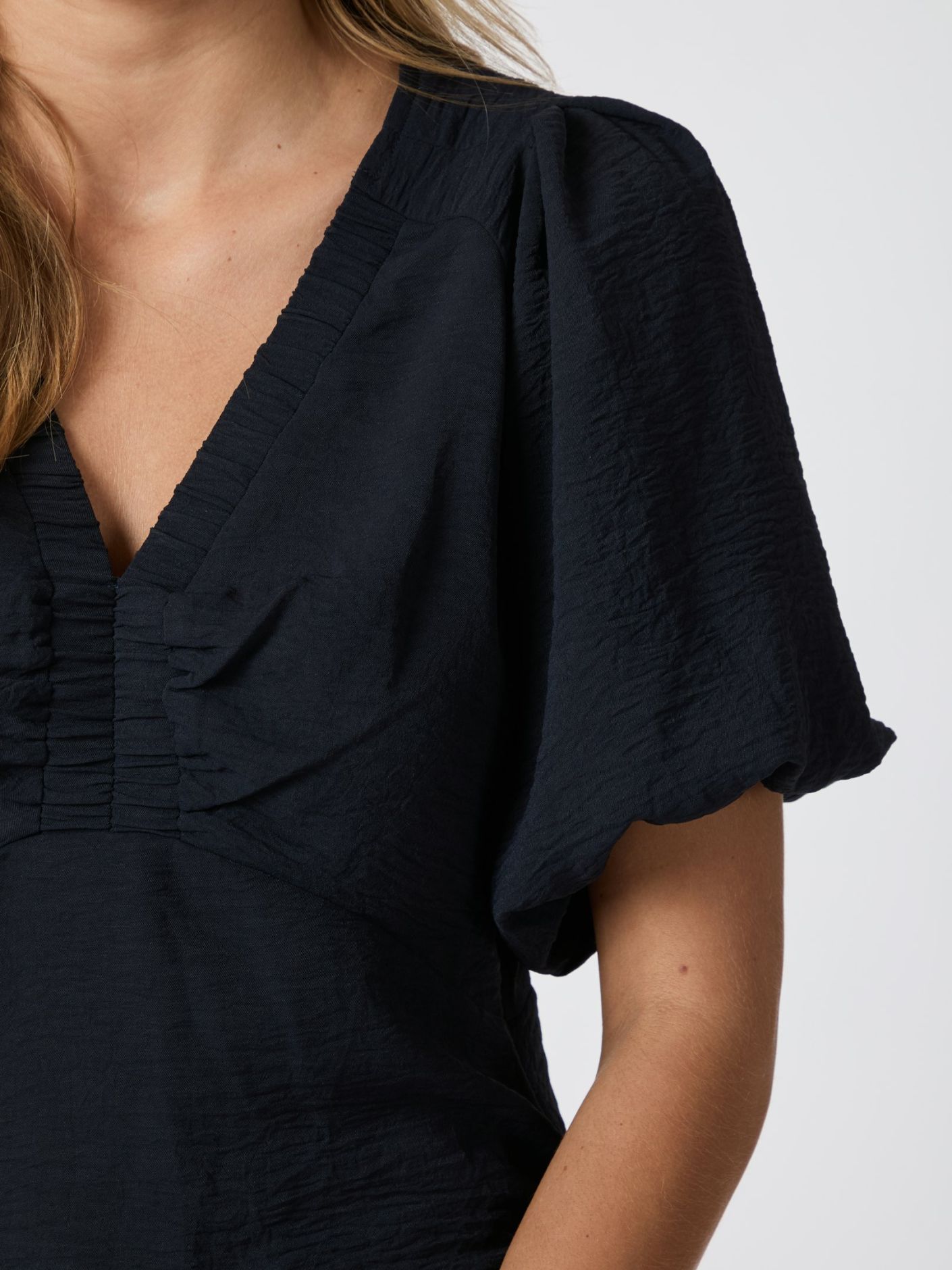 NEO NOIR BLUS IRINA STRUCTURE NAVY_99591.jpg
