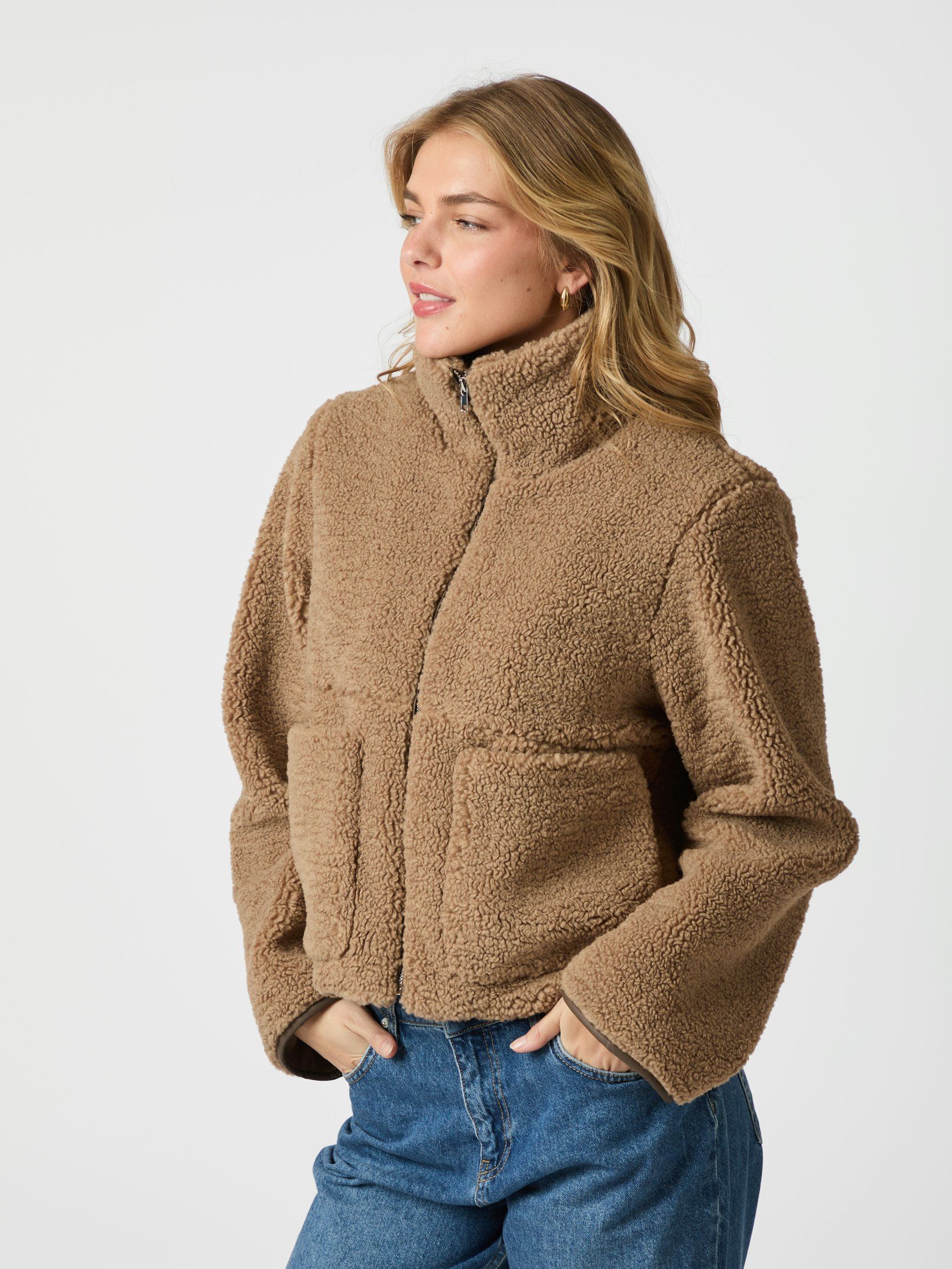 NEO NOIR JACKA EFFA TEDDY TAUPE_99821.jpg