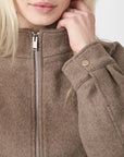 NEO NOIR JACKA FLORINE WOOL BOMBER LIGHT BROWN_99605.jpg