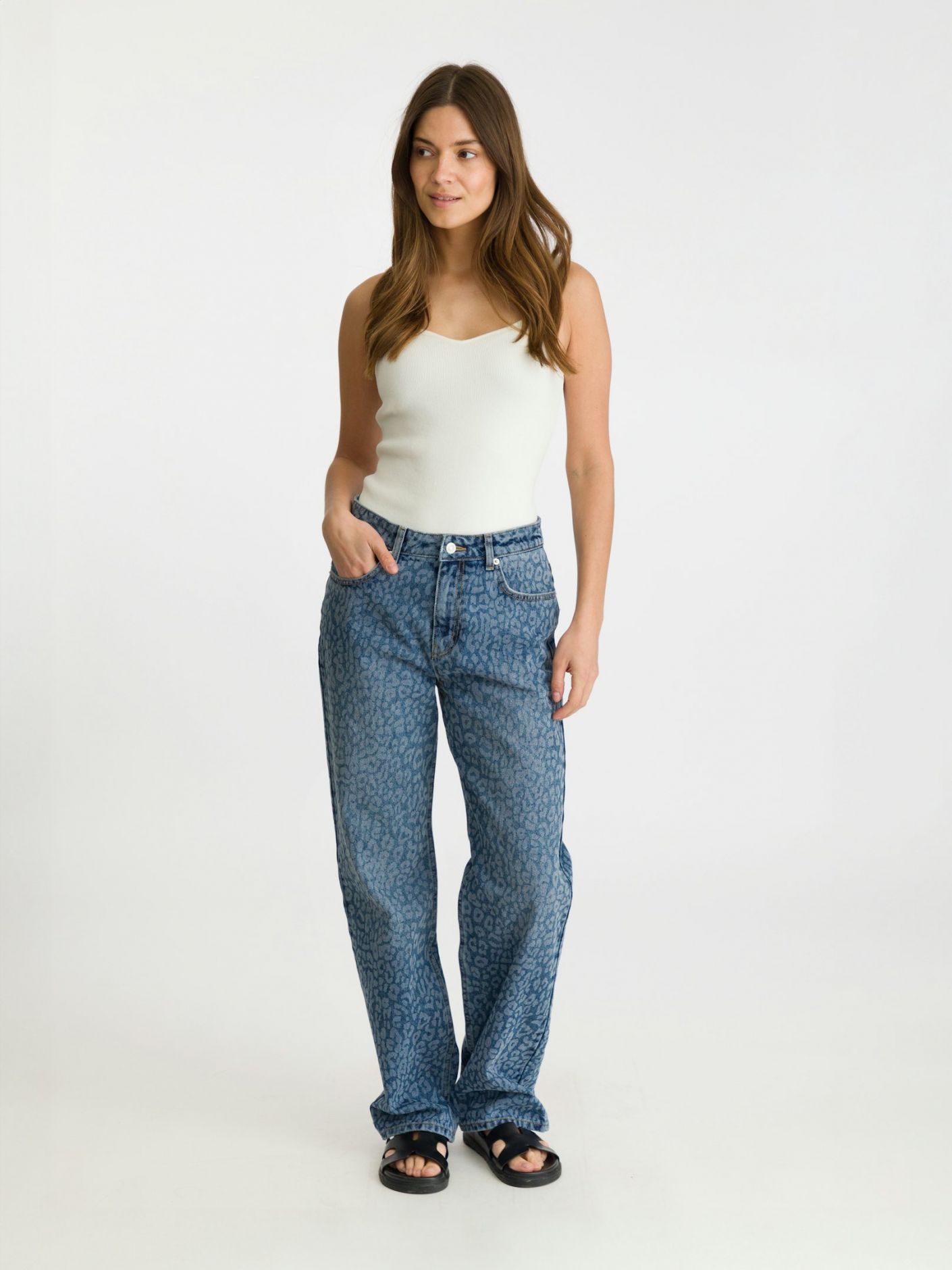 NEO NOIR JEANS SIMONA FADE LEO BLUE_89346.jpg