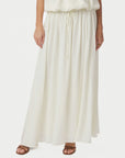 NEO NOIR KJOL SABRIA CHIFFON OFF WHITE_110693.jpg