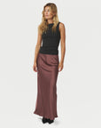 NEO NOIR KJOL VICKY DARK ROSE_100779.jpg