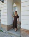 NEO NOIR KLÄNNING BOMBA SOLID DARK BROWN_111329.jpg