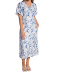 NEO NOIR KLÄNNING ILLANA FLORAL FUSION BLUE_110374.jpg
