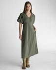 NEO NOIR KLÄNNING ILLANA POPLIN ARMY_89795.jpg