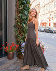 NEO NOIR KLÄNNING JACKIE S VOILE DARK BROWN_110589.jpg