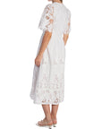 NEO NOIR KLÄNNING LUNETTE EMB WHITE_110796.jpg