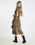NEO NOIR KLÄNNING MAGGA LEOPARD_89330.jpg