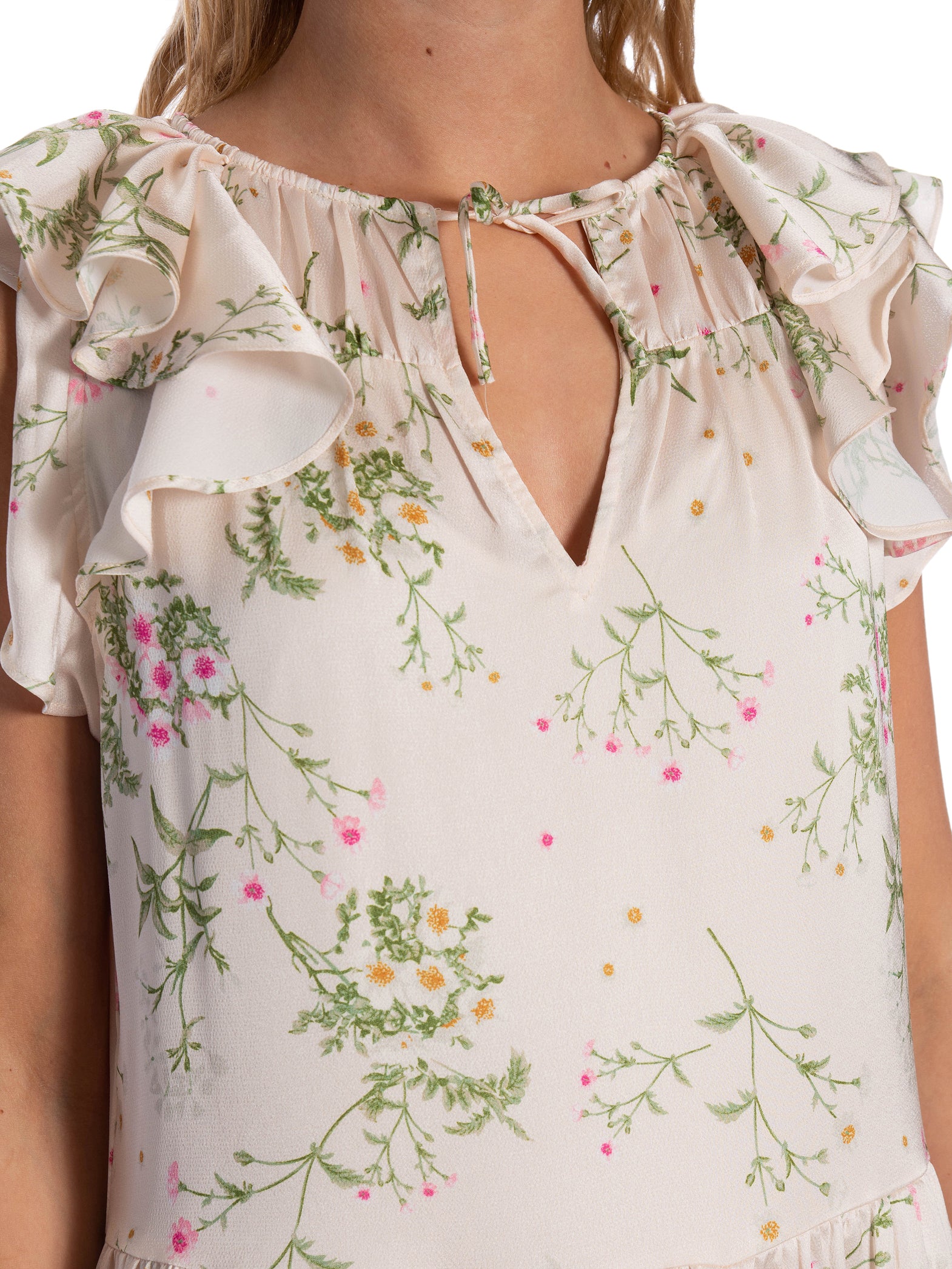 NEO NOIR KLÄNNING MESSINA FLOWER FIELD OFF WHITE_89165.jpg