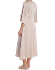 NEO NOIR KLÄNNING REMARA HEAVY SATEEN CHAMPAGNE_108068.jpg