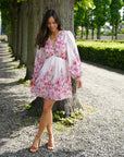 NEO NOIR KLÄNNING SEMILA FLOWER PRINT ROSE_99444.jpg