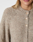 NEO NOIR KOFTA BENUTA FLUFFY KNIT BEIGE MELANGE_99572.jpg