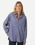 NEO NOIR SKJORTA DALMA B STRIPE MIDNIGHT BLUE_102609.jpg