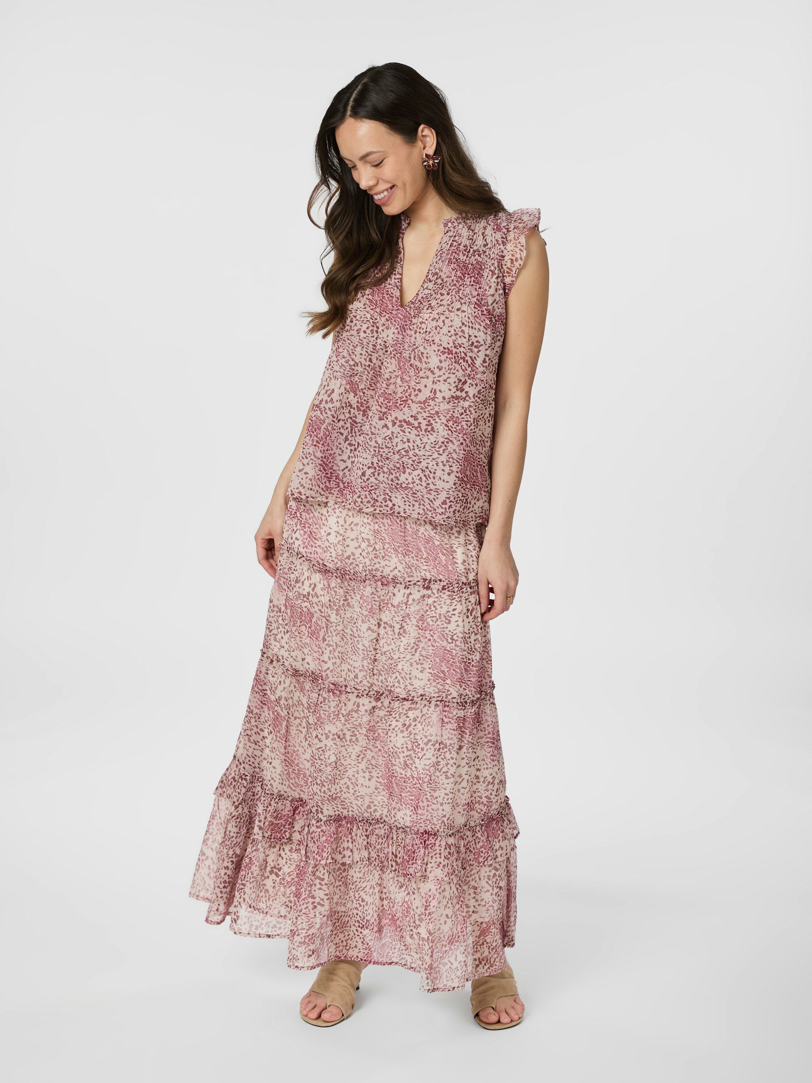NEO NOIR TOPP IZAR GRAPHIC EVENING ROSE_99837.jpg