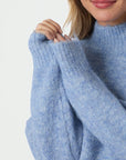 NEO NOIR TRÖJA PAULINA FLUFFY DUSTY BLUE_104796.jpg