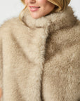 NEO NOIR VÄST KEVINI FAUX FUR BEIGE_101298.jpg