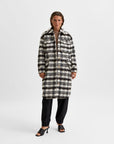SELECTED FEMME JACKA CARON WOOL SNOW WHITE CHECK_105826.jpg