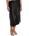 SELECTED FEMME SKINNKJOL AMALIA MW WRAP LEATHER BLACK_90498.jpg
