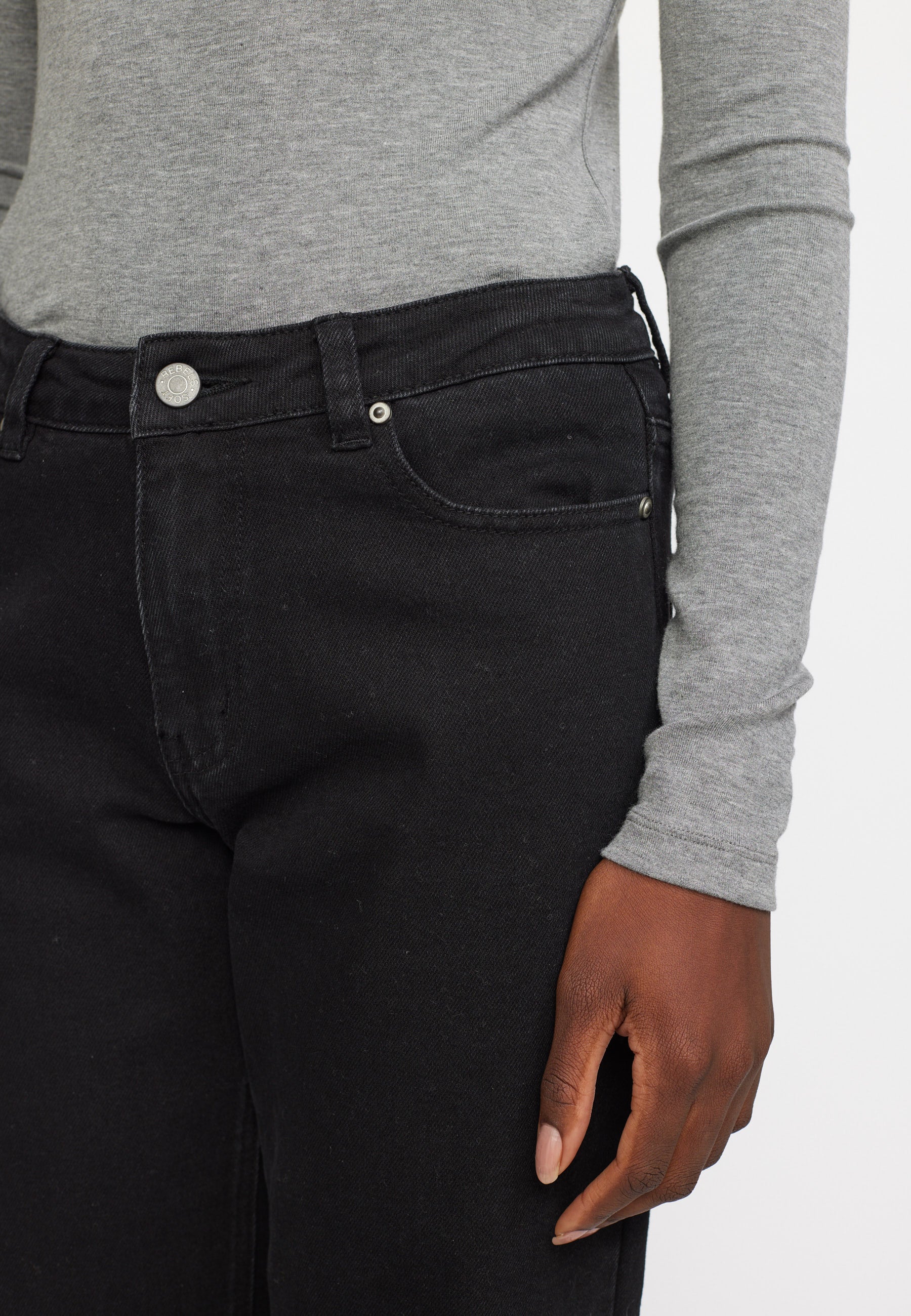 SOFT REBELS JEANS WILLA MIDWAIST BLACK_93890.jpg