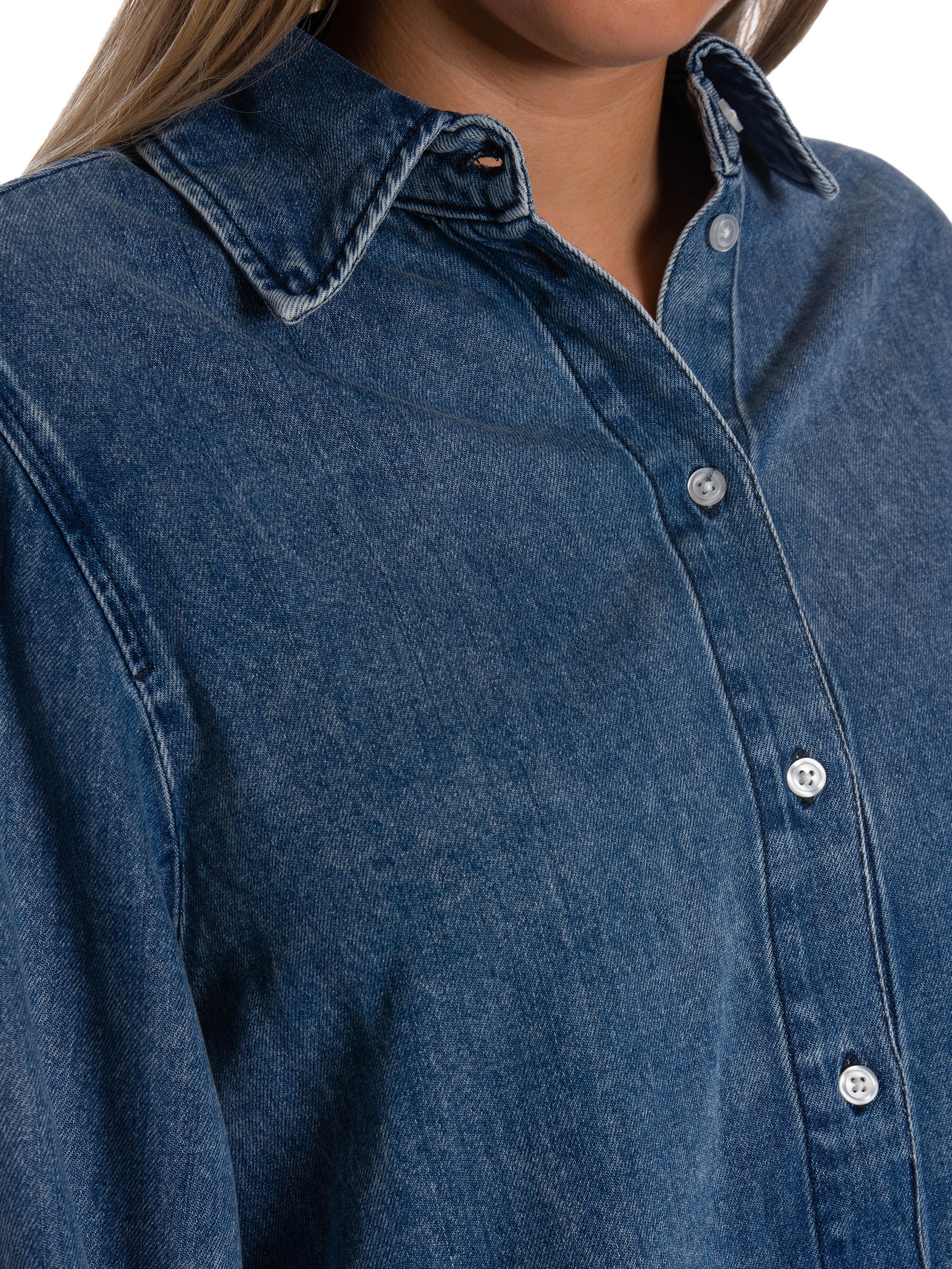 SOFT REBELS SKJORTA ERIN MEDIUM BLUE DENIM WASH_92013.jpg