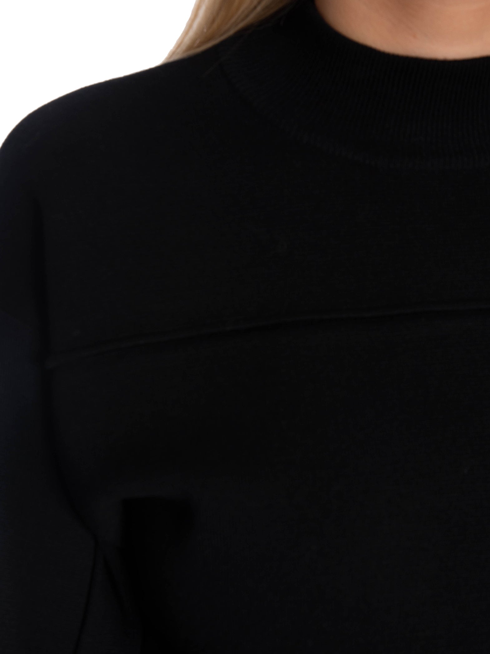 SOFT REBELS TRÖJA HENRIETTA BLACK_93040.jpg