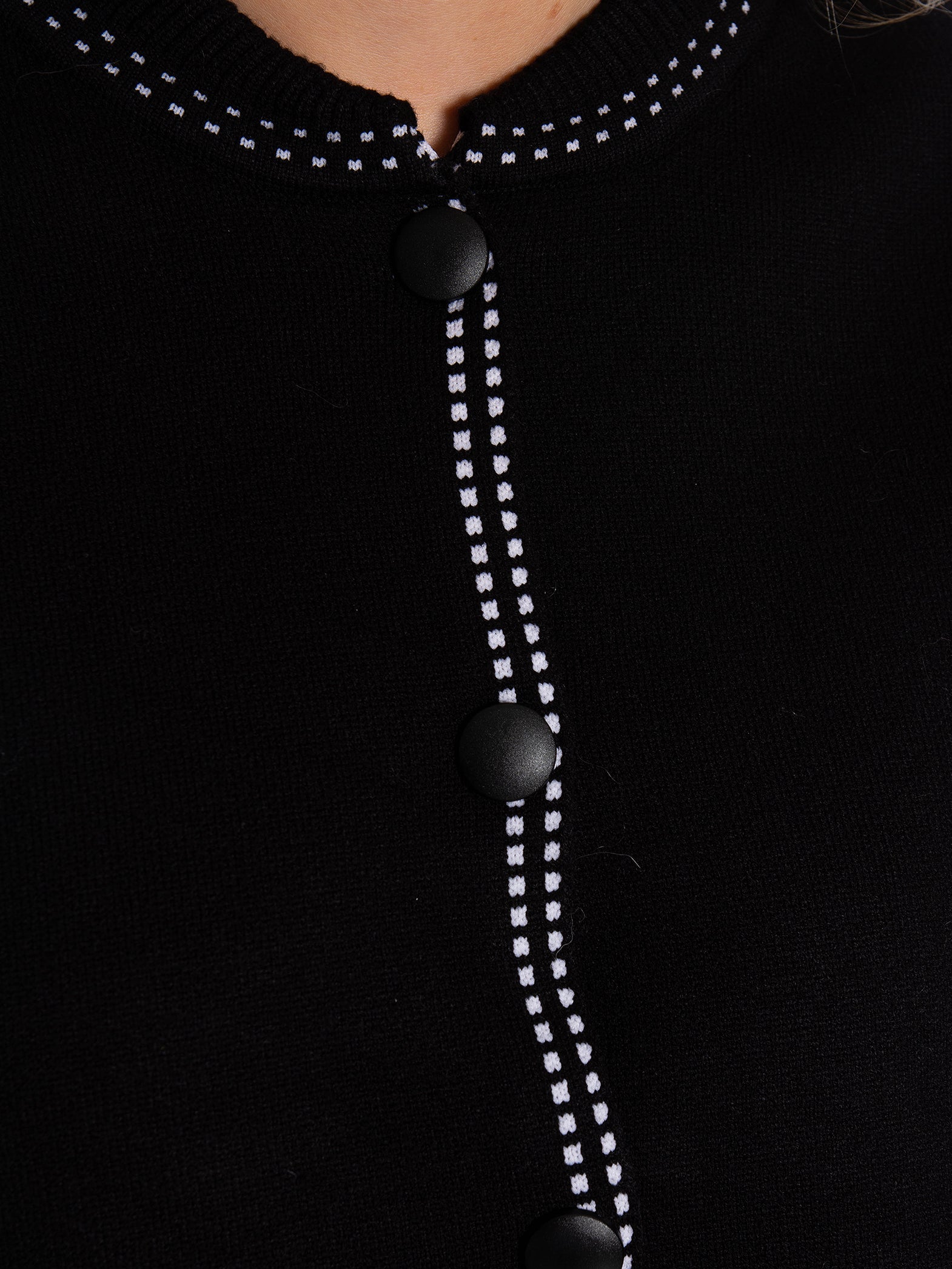 Y.A.S KOFTA YASJENA LS KNIT BLACK/STAR WHITE_92843.jpg