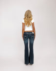 TRUE RELIGION JEANS -SELECTED BY TILDA TÖRNQVIST - JOEY FLARE BIG T FLAP STONE FOX_108663.jpg