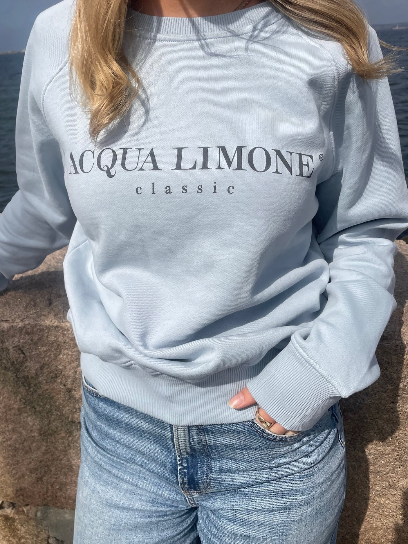ACQUA LIMONE TRÖJA COLLEGE CLASSIC ICE BLUE_110674.jpg
