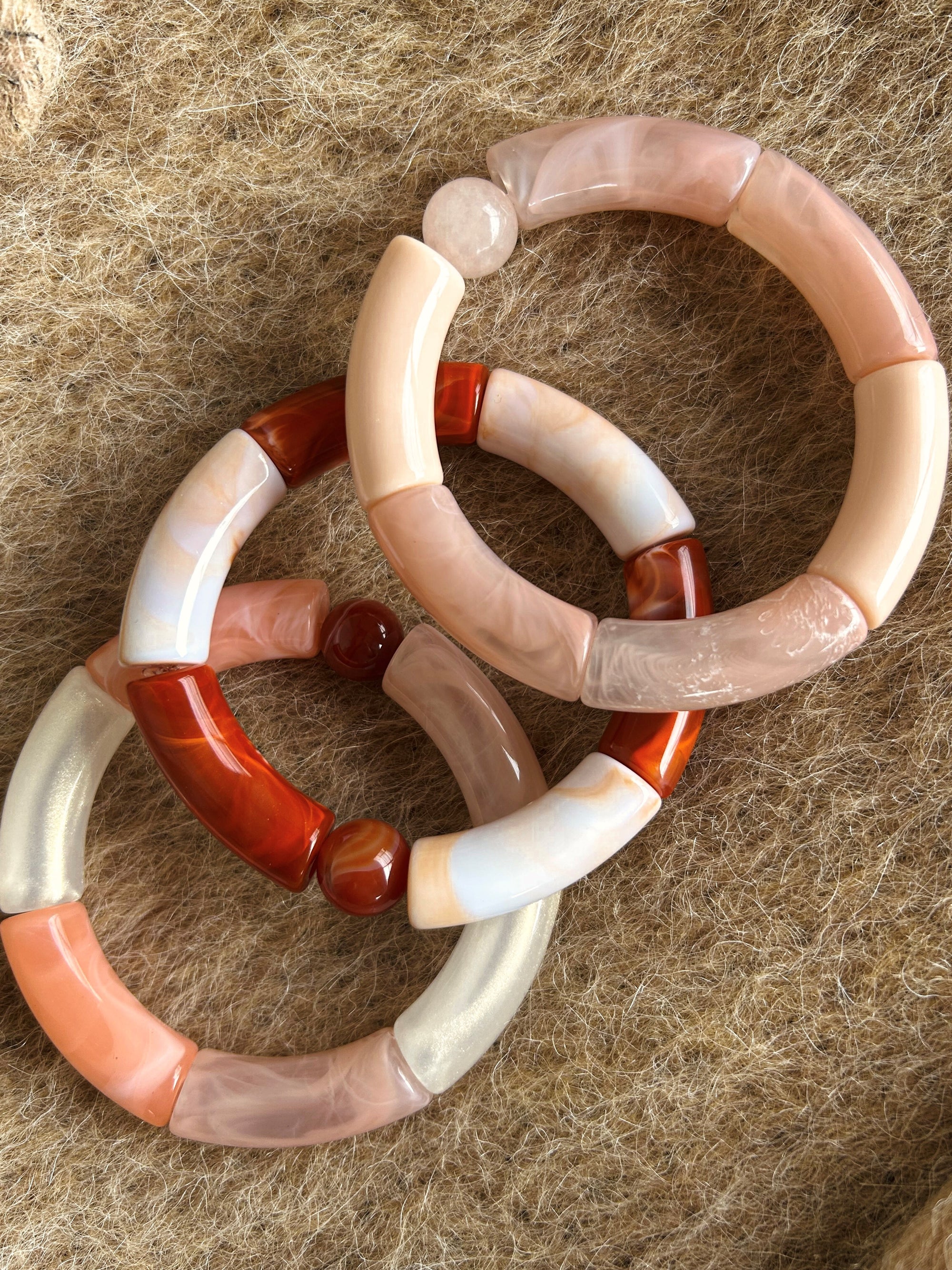  ARMBAND ACRYLIC RESIN PINK_98693.jpg