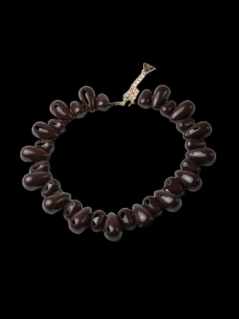 BOW19 DETAILS HALSBAND ZINA BIG BROWN_103136.jpg