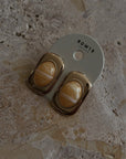 BOW19 DETAILS ÖRHÄNGEN EDEN STONE GOLD W MARBLE SAND_110202.jpg
