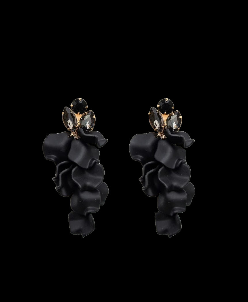 BOW19 DETAILS ÖRHÄNGEN LEAF BLACK _103364.jpg