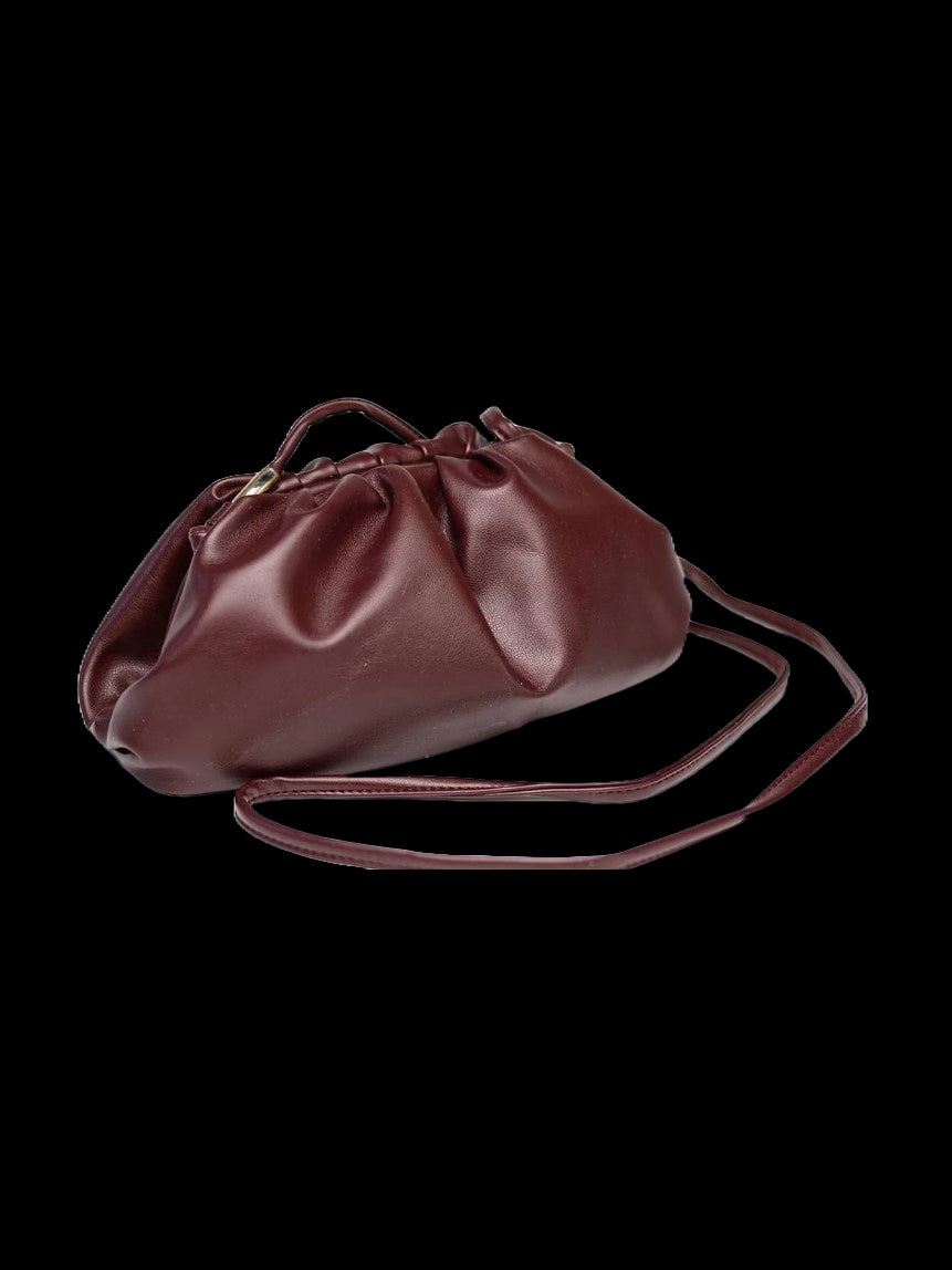 BOW19 DETAILS VÄSKA DUMPLING BAG BURGUNDY_102622.jpg