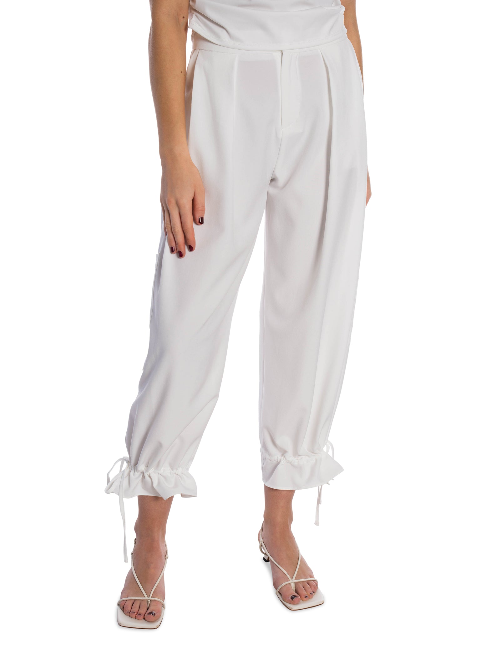 BYXA FLOWY DRAWSTRING WHITE_109359.jpg