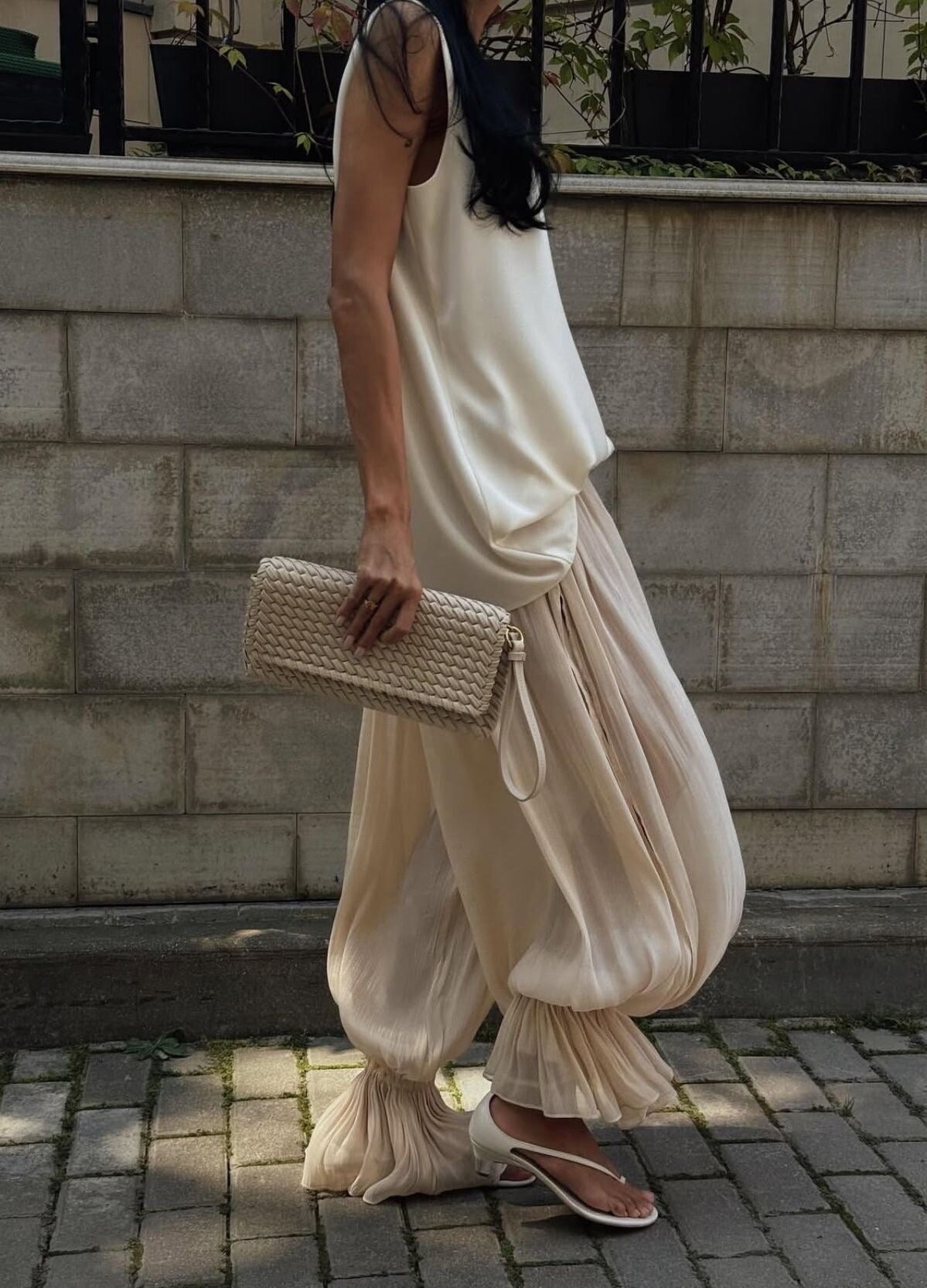BYXA FLOWY HAREM BEIGE_109246.jpg