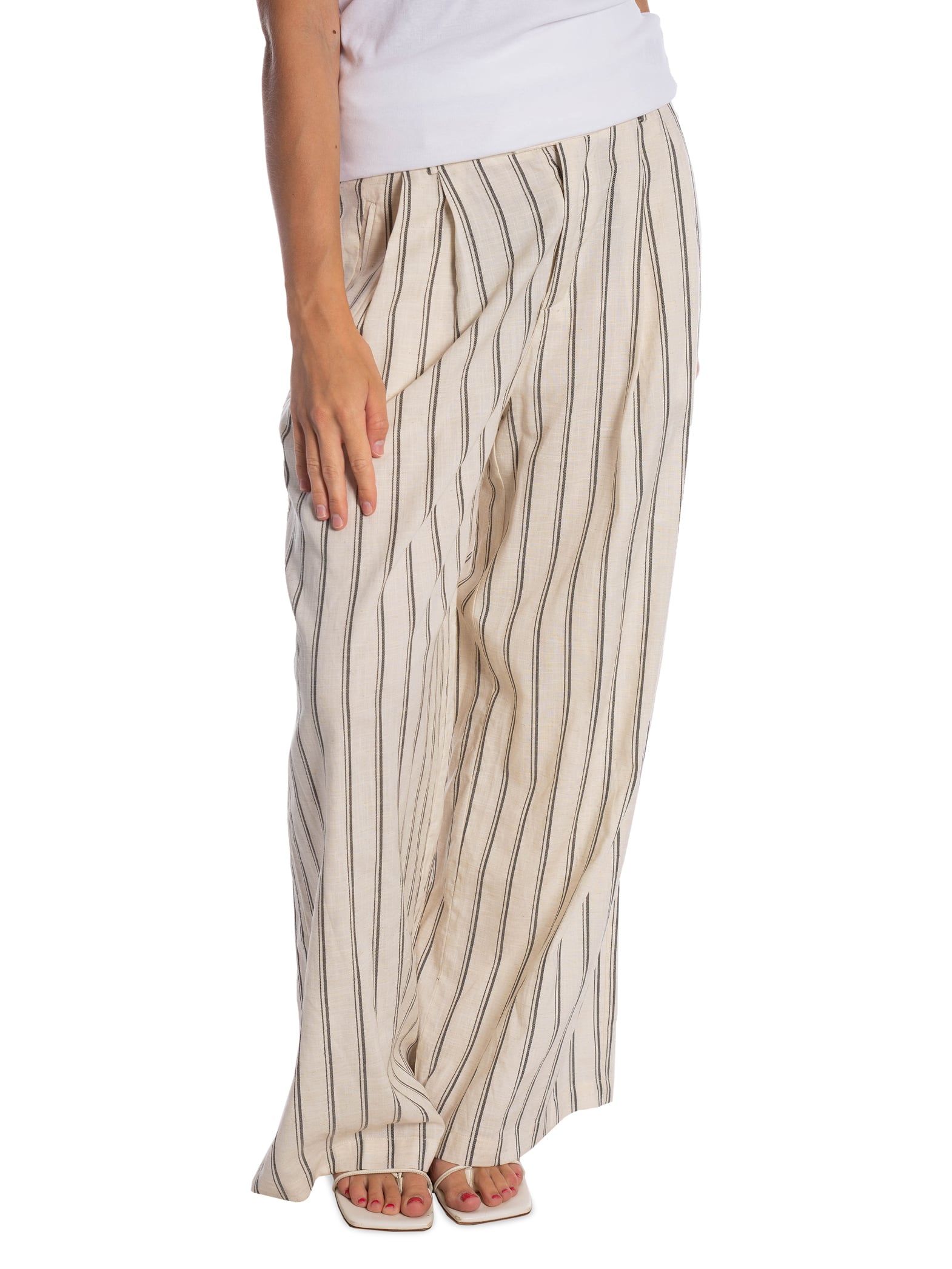 BYXA VERTICAL STRIPE WIDE LEG WHITE_111824.jpg