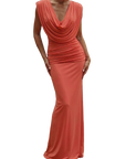 COPPEROSE KLÄNNING SCULPTURAL DRAPED MAXI CORAL_106484.jpg