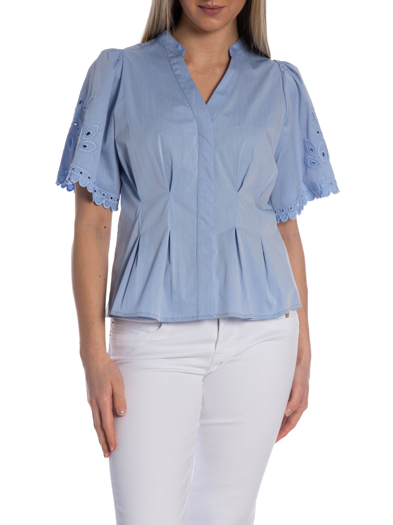 CO'COUTURE BLUS POPPY EMB PALE BLUE_108577.jpg