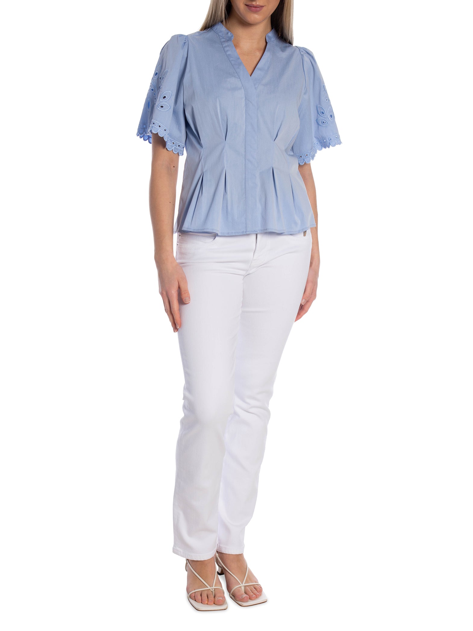 CO'COUTURE BLUS POPPY EMB PALE BLUE_108578.jpg