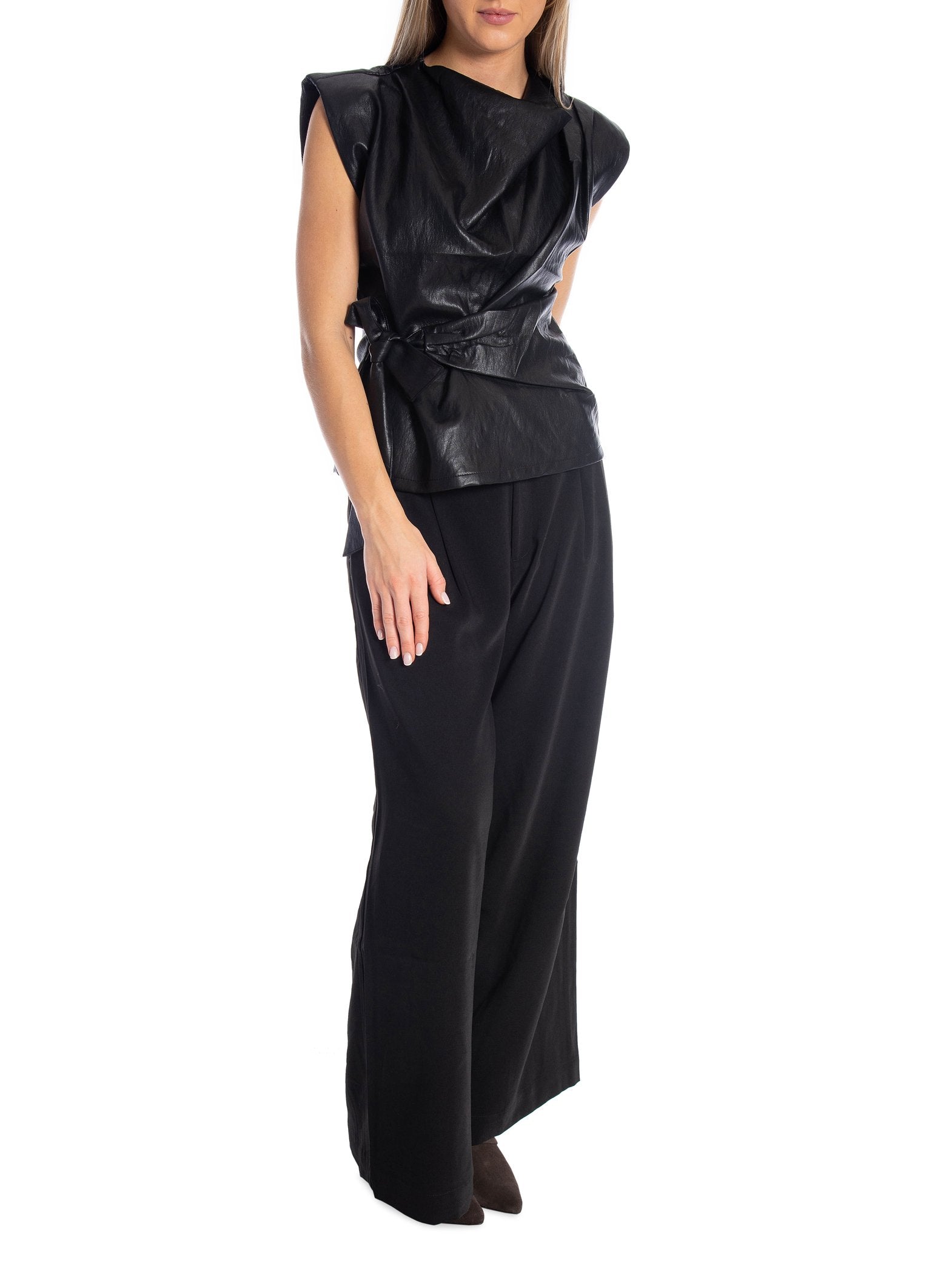 CO'COUTURE TOPP GITT PLEAT BLACK _103454.jpg